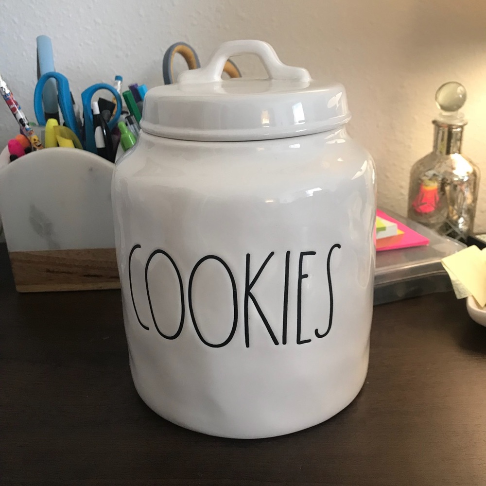 Rae Dunn Cookie Jar